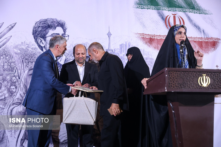 مراسم تجلیل از شهدای رسانه و پاسداشت روز خبرنگار