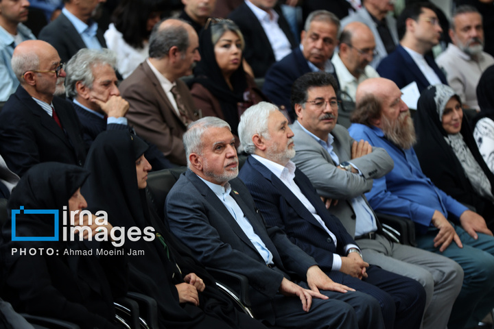 نخستین سالگرد زنده یاد «محمود فرشچیان»