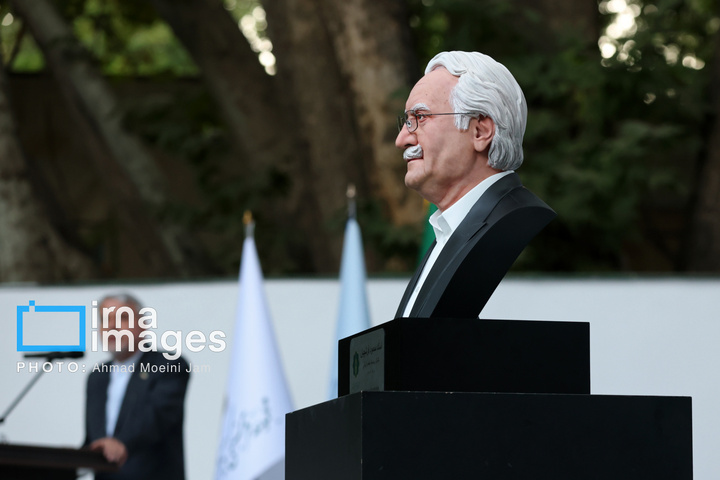 نخستین سالگرد زنده یاد «محمود فرشچیان»