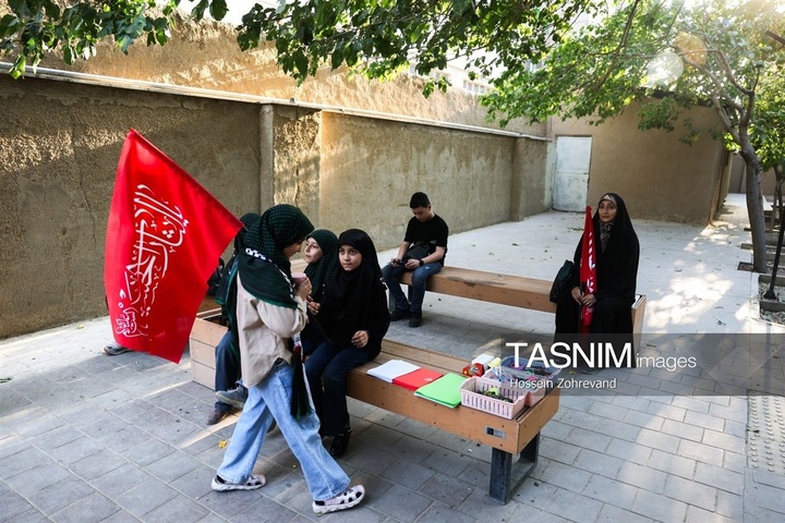 پیاده‌روی نمادین اربعینی کودکان به نیابت از رهبر شهید
