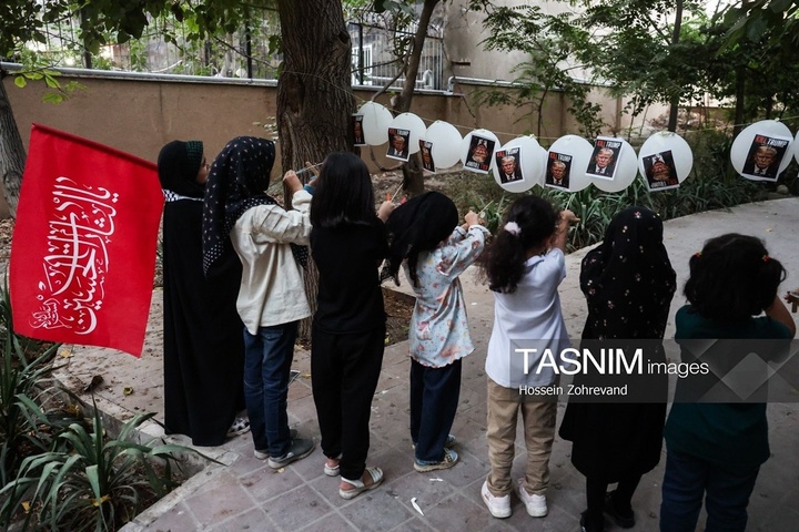 پیاده‌روی نمادین اربعینی کودکان به نیابت از رهبر شهید