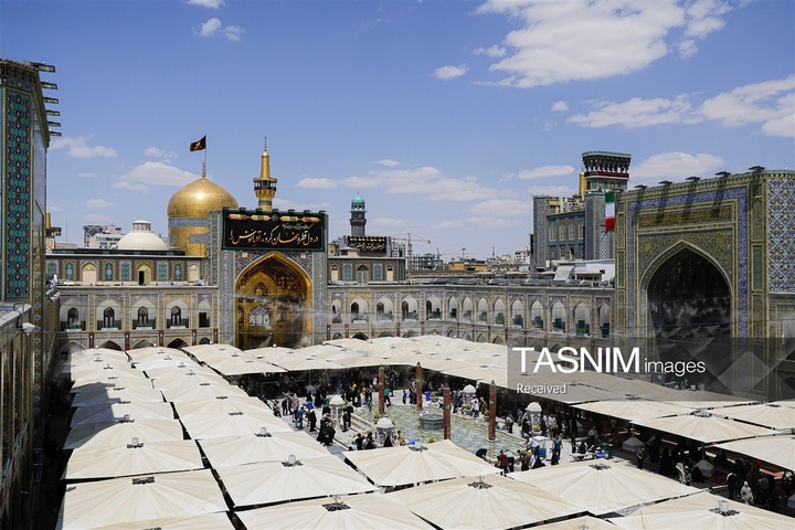کتیبه آرایی اماکن متبرکه رضوی در دهه پایانی ماه صفر