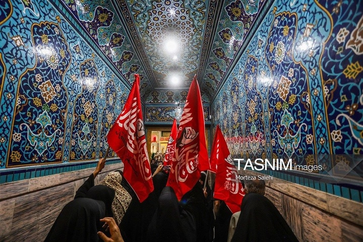 حال و هوای حرم مطهر رضوی در شب رحلت حضرت رسول اکرم صلی الله علیه وآله و شهادت امام حسن مجتبی علیه‌السلام