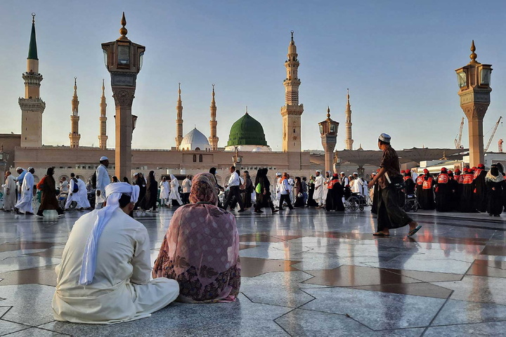 مدینه‌النبی؛ قصه‌ای از عشق و غربت