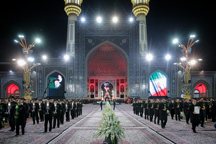 خطبه‌خوانی شهادت امام رضا علیه‌السلام در حرم مطهر رضوی