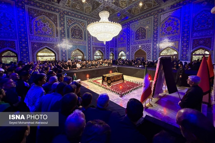 زیارت مزار رهبر شهید انقلاب در سالروز شهادت امام رضا علیه السلام