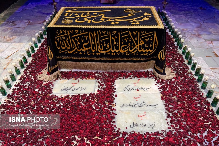 زیارت مزار رهبر شهید انقلاب در سالروز شهادت امام رضا علیه السلام