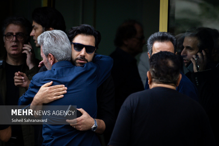 تشییع پیکر زنده‌یاد «ایرج خواجه امیری»