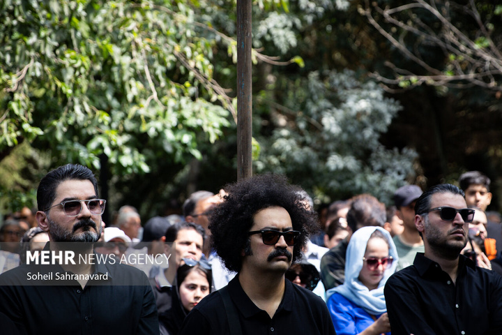تشییع پیکر زنده‌یاد «ایرج خواجه امیری»