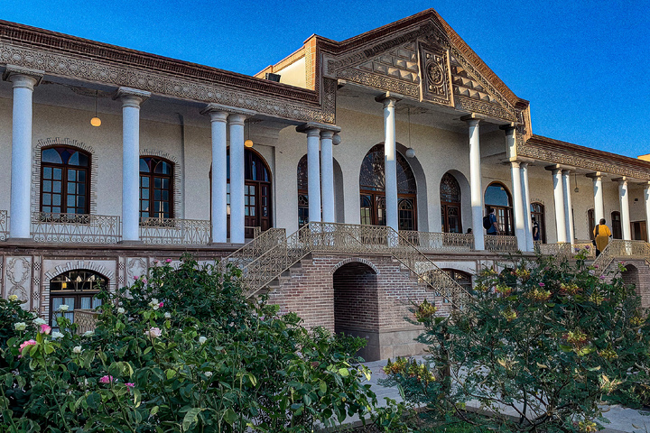 ایران؛ روایت ایستادگی و سربلندی