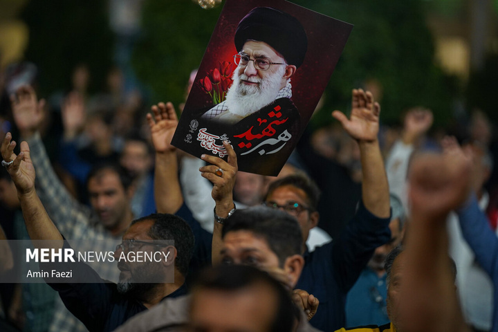 مراسم اربعین تدفین رهبر شهید در حرم شاهچراغ علیه السلام