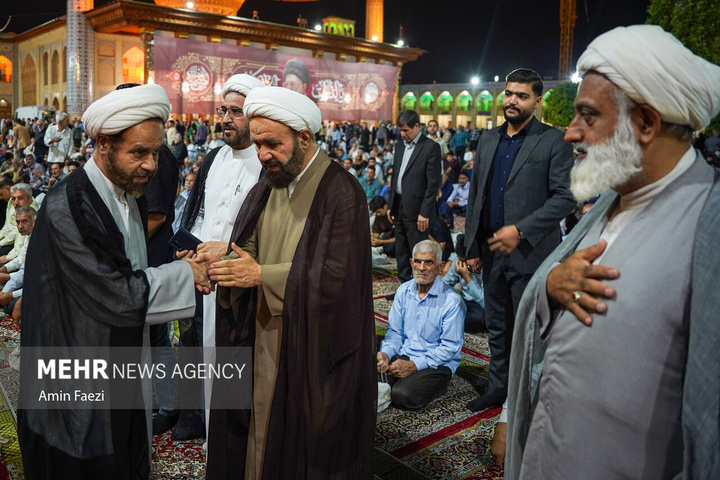 مراسم اربعین تدفین رهبر شهید در حرم شاهچراغ علیه السلام