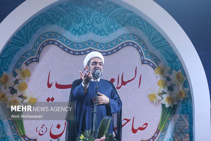 جشن «عید بیعت» در میدان انقلاب
