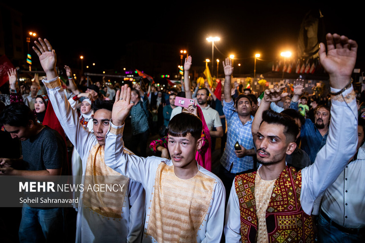 جشن وحدت در میدان انقلاب تهران