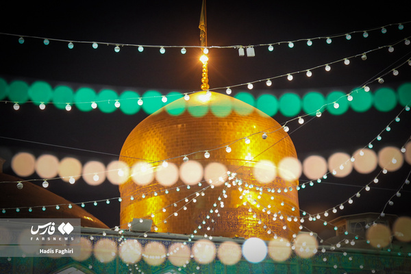 حرم رضوی در شب ۱۷ ربیع الاول