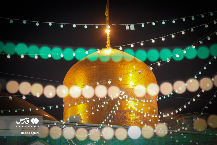 حرم رضوی در شب ۱۷ ربیع الاول