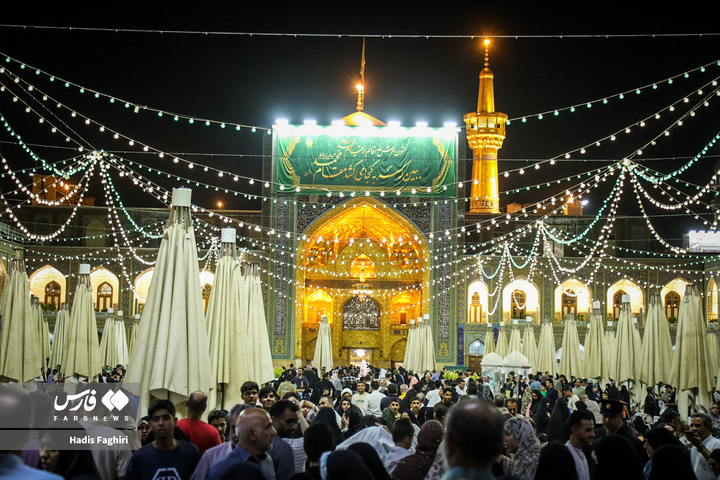 حرم رضوی در شب ۱۷ ربیع الاول