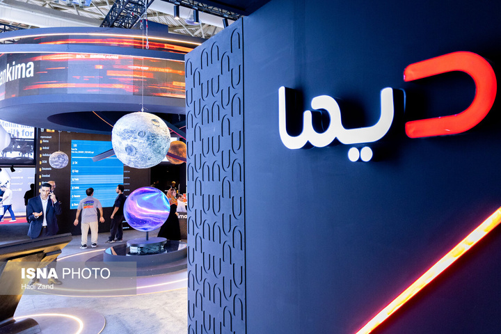 افتتاحیه بیست‌ونهمین نمایشگاه بین‌المللی الکامپ با حضور وزیر ارتباطات