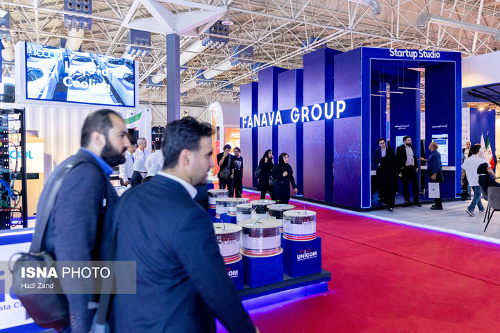 افتتاحیه بیست‌ونهمین نمایشگاه بین‌المللی الکامپ با حضور وزیر ارتباطات