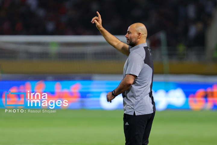 دیدار تیم‌های پرسپولیس و استقلال