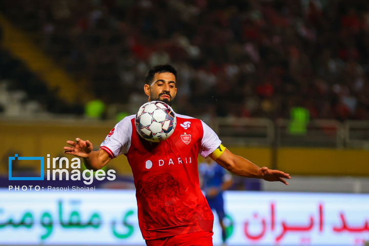 دیدار تیم‌های پرسپولیس و استقلال