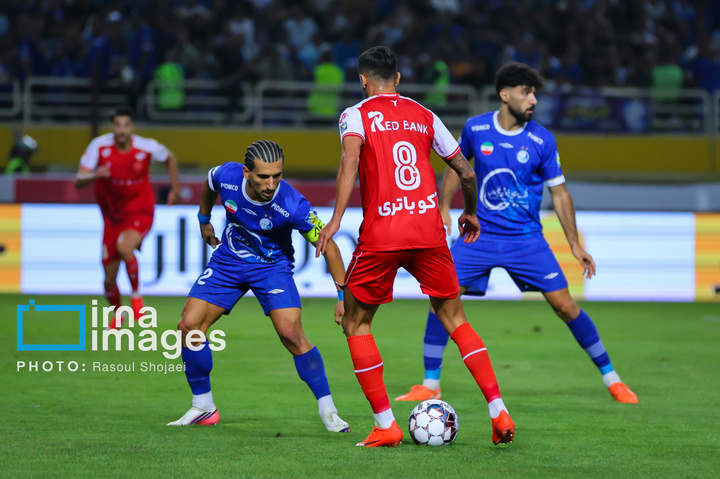 دیدار تیم‌های پرسپولیس و استقلال