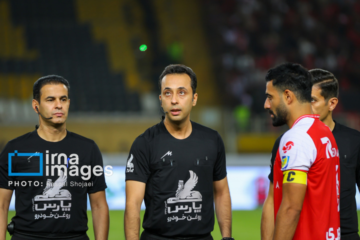 دیدار تیم‌های پرسپولیس و استقلال