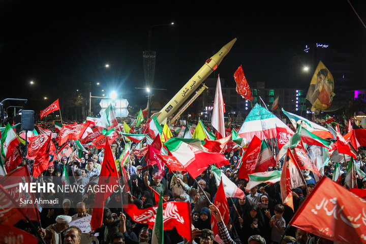 وداع با پیکرهای مطهر جانباختگان تجمعات شبانه در مشهد