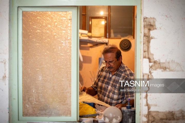 کاشی هفت رنگ مکتب شیراز