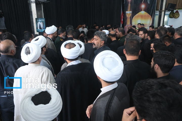 تشییع پیکر دو شهید حادثه تروریستی سراوان در زاهدان