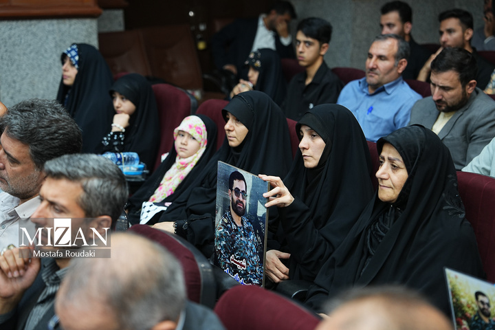 اولین جلسه رسیدگی به پرونده جنایات جنگ تحمیلی ۱۲ روزه
