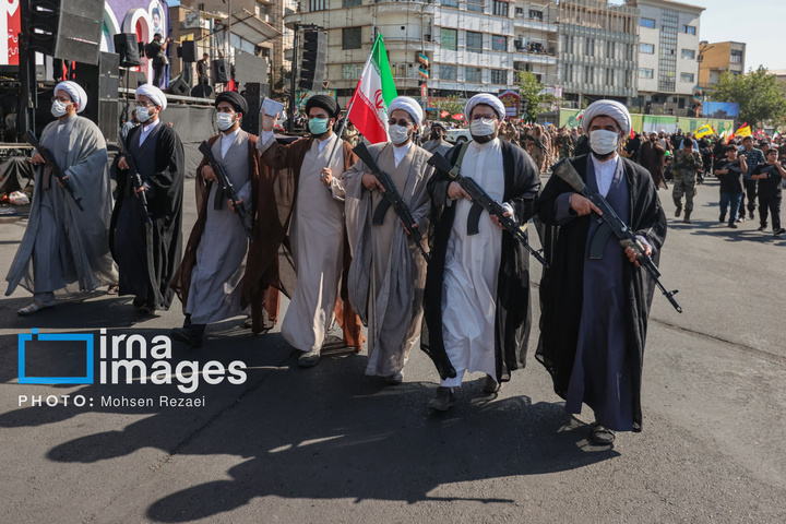 رزمایش جان‌فدایان ایران