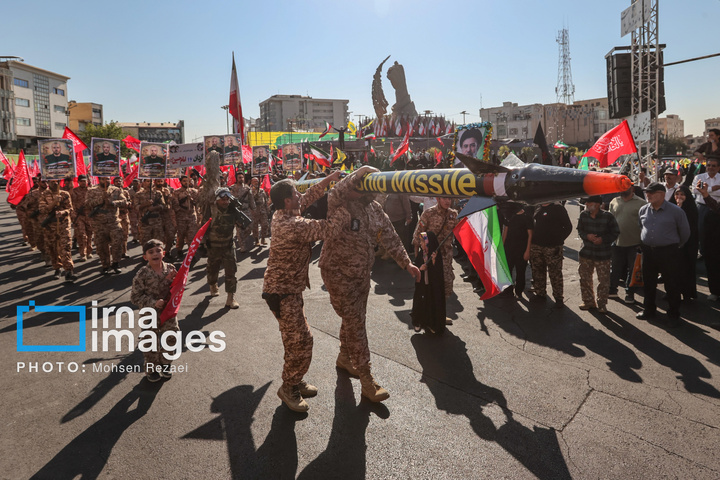 رزمایش جان‌فدایان ایران