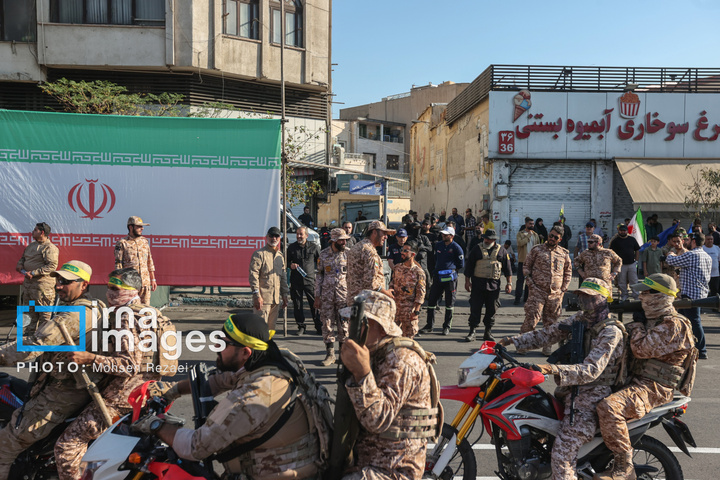 رزمایش جان‌فدایان ایران