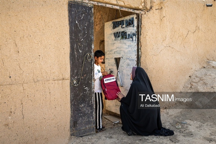 پویش کوله پر از مهر به یاد 168 دانش‌آموز شهید میناب