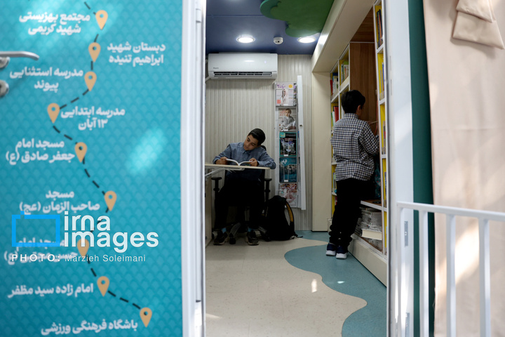 بهره‌برداری از چهار خودروی کتابخانه عمومی سیار