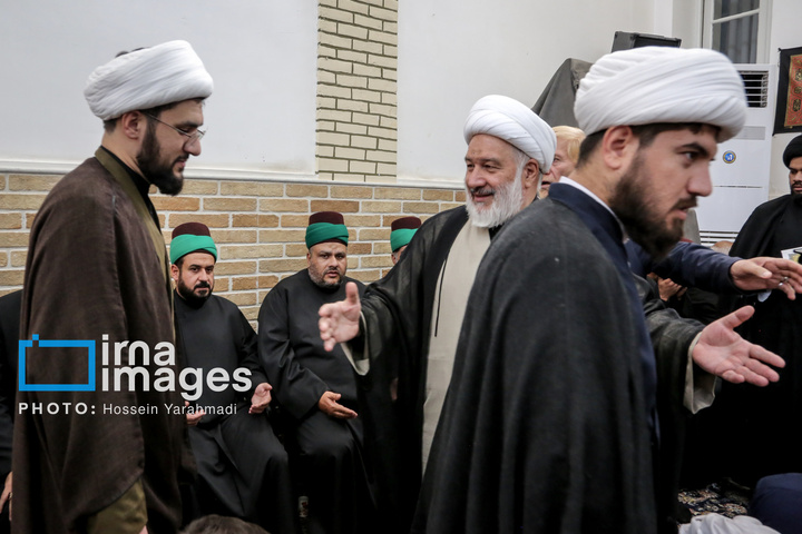 مراسم وداع با پیکر آیت‌الله «شبیری زنجانی»