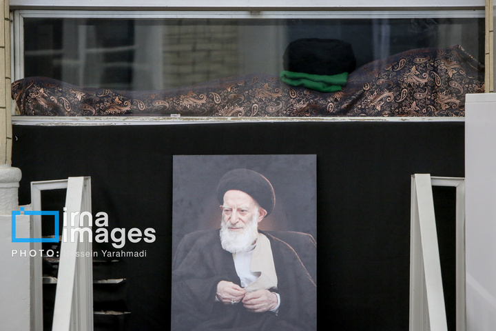 مراسم وداع با پیکر آیت‌الله «شبیری زنجانی»