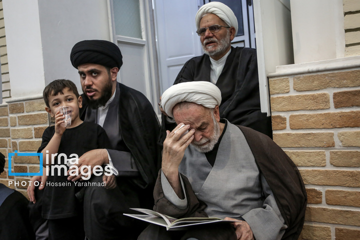 مراسم وداع با پیکر آیت‌الله «شبیری زنجانی»
