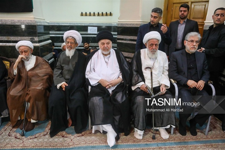 تشییع پیکر آیت‌الله العظمی شبیری زنجانی در قم - 1
