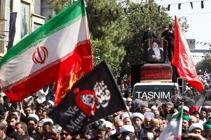 تشییع پیکر آیت‌الله العظمی شبیری زنجانی در قم - 1