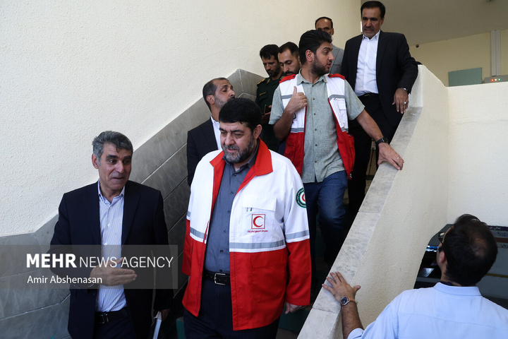 زنگ آغاز سال تحصیلی در مدرسه آسیب‌دیده از جنگ