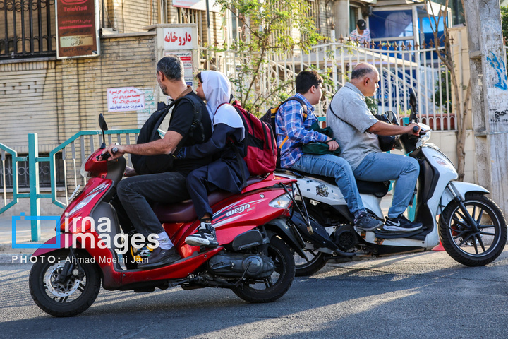تهران در آغاز سال تحصیلی جدید