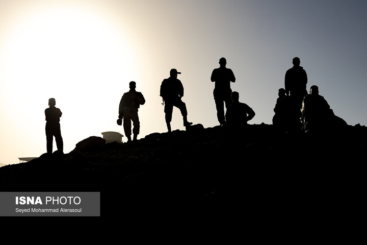 سربازان ایران، حافظان ایران