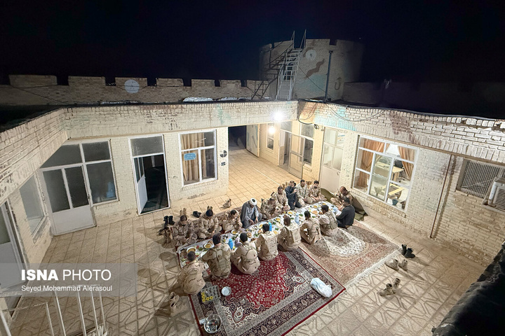 سربازان ایران، حافظان ایران
