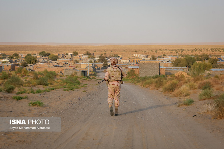 سربازان ایران، حافظان ایران