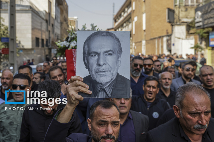 تشییع پیکر زنده یاد «احمد ناطق نوری»