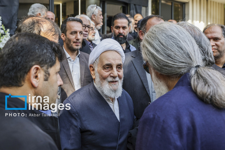 تشییع پیکر زنده یاد «احمد ناطق نوری»
