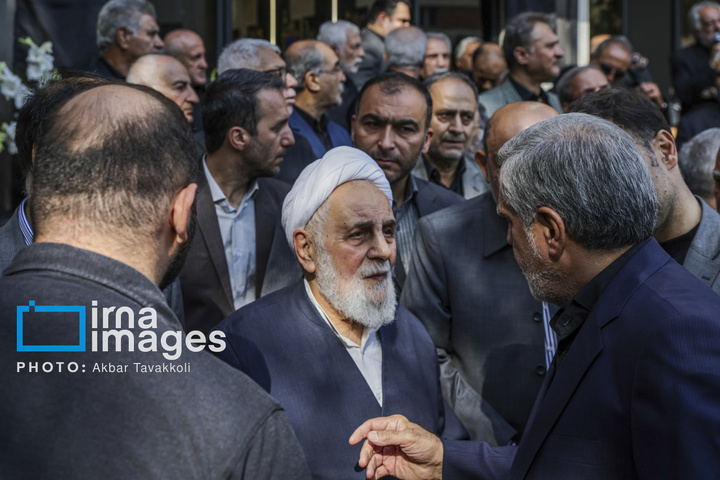 تشییع پیکر زنده یاد «احمد ناطق نوری»
