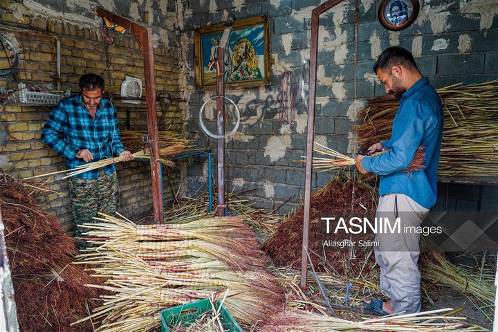 جاروبافی سنتی در روستای ملا حسن - خراسان شمالی